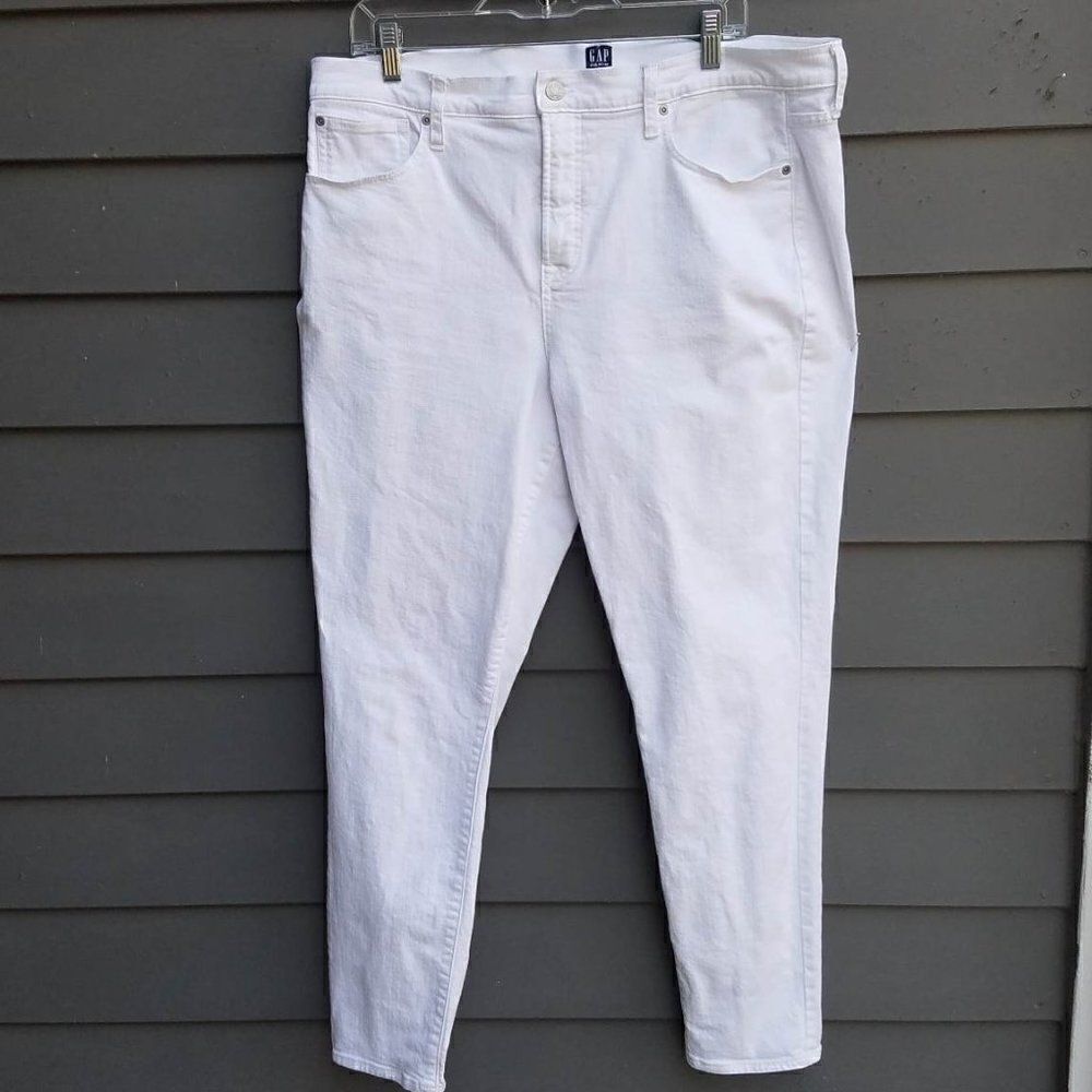 Gap 1969 White Jeans True Skinny size 33Regular